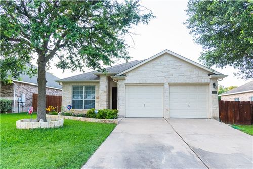 3660 Pine Needle Cir, Round Rock, TX, 78681-2361 | Card Image