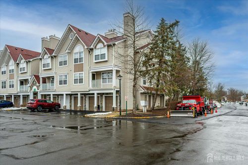 150 Prestwick Way, Edison, NJ, 08820-4637 | Card Image