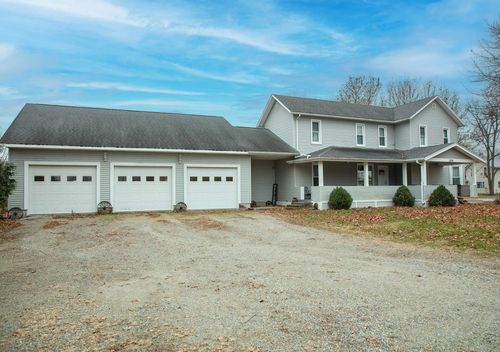 104 E Weare St, Clarksville, IA, 50619-7931 | Card Image