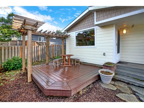 1913 Nw 30th St, Lincoln City, OR, 97367-4705 | Card Image