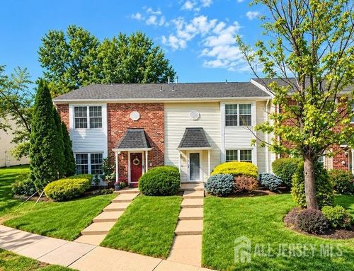 400 Mcdowell Dr, East Brunswick, NJ, 08816-4084 | Card Image