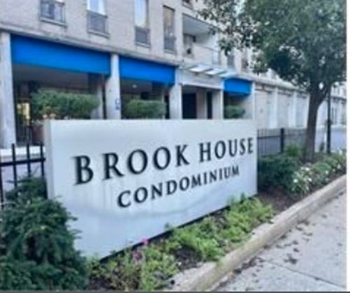 308-33 Pond Ave, Brookline, MA, 02445-7136 | Card Image