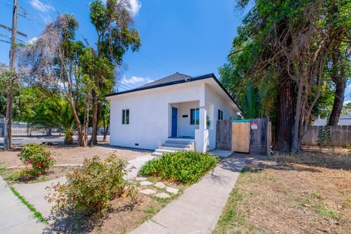 2320 K St, Merced, CA, 95340-3869 | Card Image