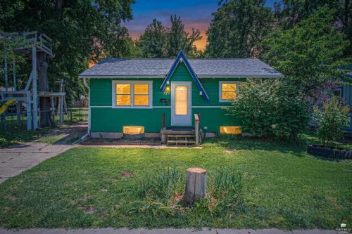 727 W 14th Street, Junction City, KS, 66441 | Card Image