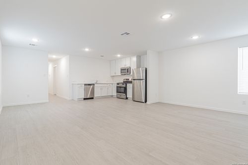 3726 Glade Crk, San Antonio, TX, 78245-5152 | Card Image