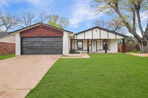 2579 Mossglen Dr, Dallas, TX, 75227-7844 | Card Image