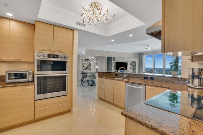APT-1708 - 1 N Ocean Blvd, Condo with 2 bedrooms, 2 bathrooms and null parking in Pompano Beach FL | Image 15