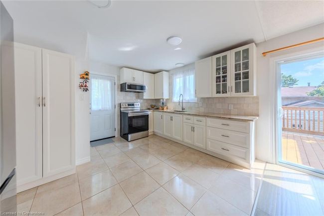 56 Raleigh Crt, House other with 3 bedrooms, 3 bathrooms and 2 parking in Hamilton ON | Image 7