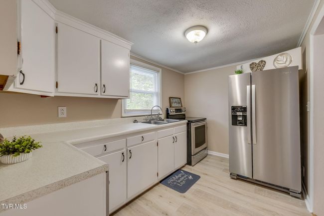 kitchen | Image 12
