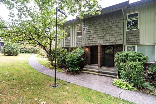 130-9061 Horne St, Burnaby, BC, V3N4L2 | Card Image