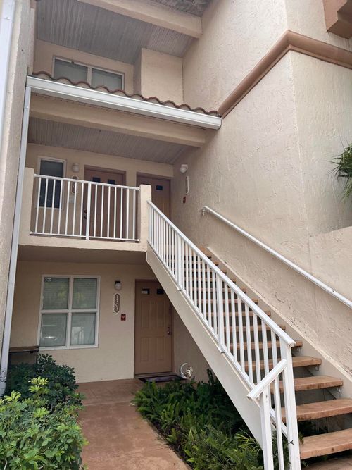 1103 Glenmoor Drive, West Palm Beach, FL, 33409 | Card Image
