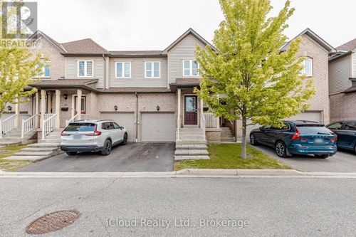 27-4600 Kimbermount Avenue, Mississauga (Central Erin Mills), ON, L5M6Z5 | Card Image