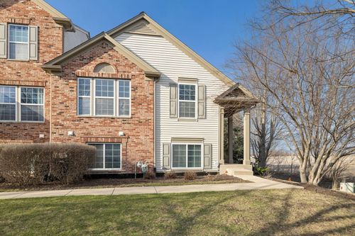 460 Valentine Way, Oswego, IL, 60543-4054 | Card Image