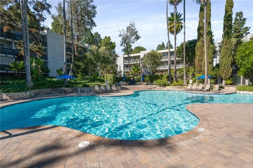 unit-117-3604 W Estates Ln, Rolling Hills Estates, CA, 90274-4170 | Card Image