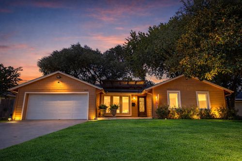 5426 Windswept Ln, Houston, TX, 77056-7216 | Card Image