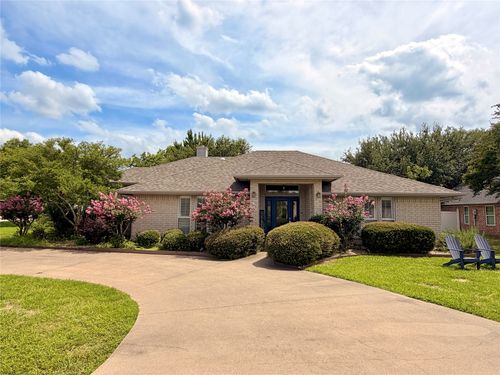 5614 Wedgefield Rd, Granbury, TX, 76049-4413 | Card Image