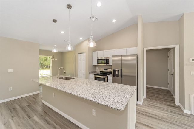 8 Cedar Tracr Way, House other with 3 bedrooms, 2 bathrooms and null parking in OCALA FL | Image 14