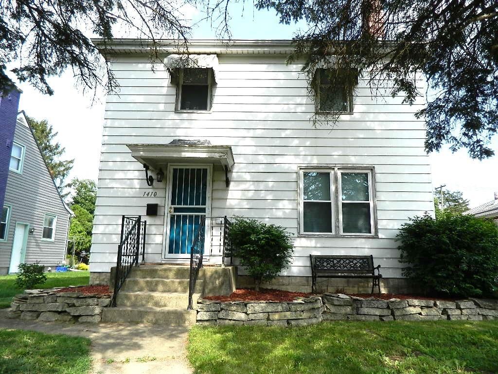 Champion Ave, Columbus, OH 43206