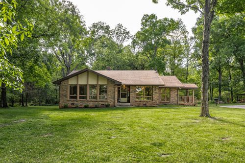 584 Shirley Rd, Smyrna, TN, 37167-4737 | Card Image