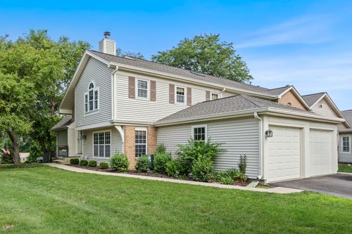 27W414 Melrose Ln, Winfield, IL, 60190-1083 | Card Image