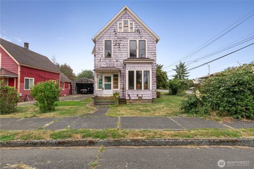 504 9th St, Hoquiam, WA, 98550-3702 | Card Image