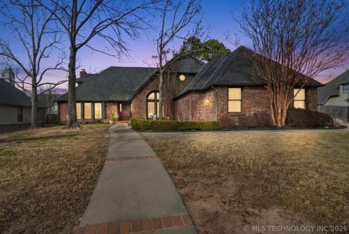 5111 E 108th St, Tulsa, OK, 74137-7242 | Card Image