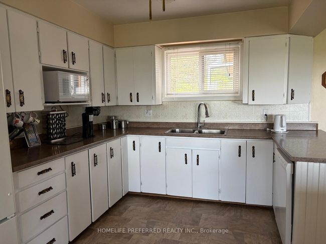 1640 County 21 Road, House other with 4 bedrooms, 3 bathrooms and 15 parking in Cavan Monaghan ON | Image 17
