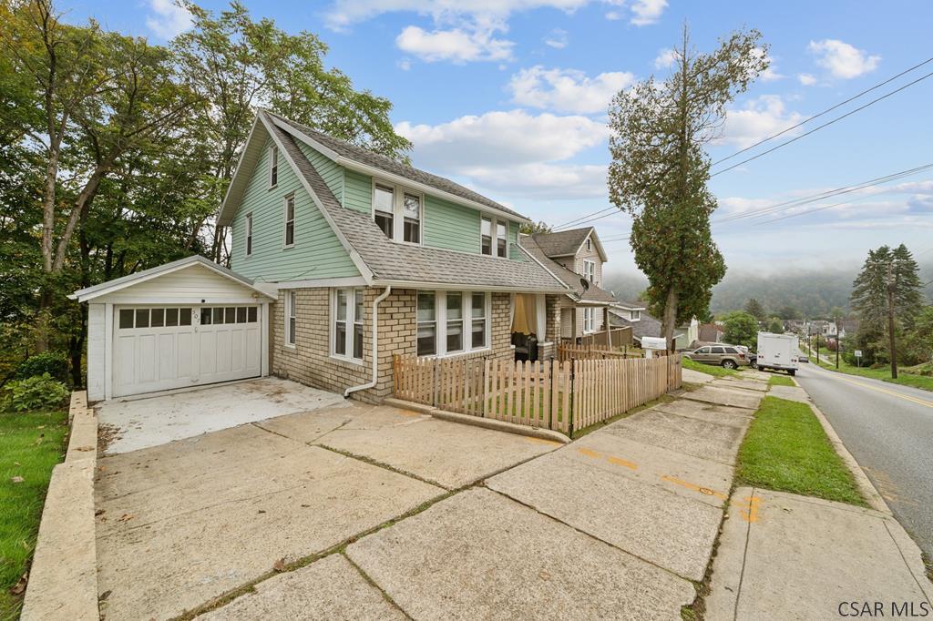 Summit Ave, Johnstown, PA 15905