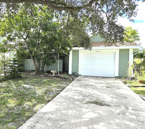 1365 Se Rivergreen Cir, Port St Lucie, FL, 34952-4138 | Card Image
