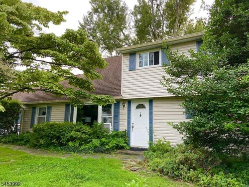 260 Nagle St, Bound Brook, NJ, 08805-1530 | Card Image