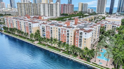 4102-17145 N Bay Rd, Sunny Isles Beach, FL, 33160-3452 | Card Image