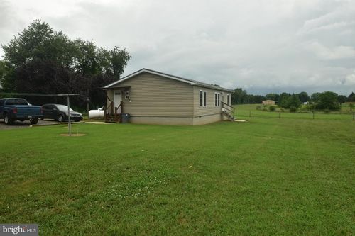 263 Smoky Ln, SMYRNA, DE, 19977-3862 | Card Image