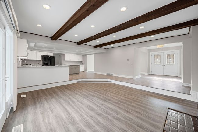 31430 Lahser Rd, House other with 3 bedrooms, 3 bathrooms and null parking in Beverly Hills MI | Image 11