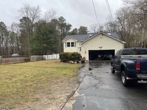 1055 Farmingdale Rd, Jackson, NJ, 08527-1374 | Card Image