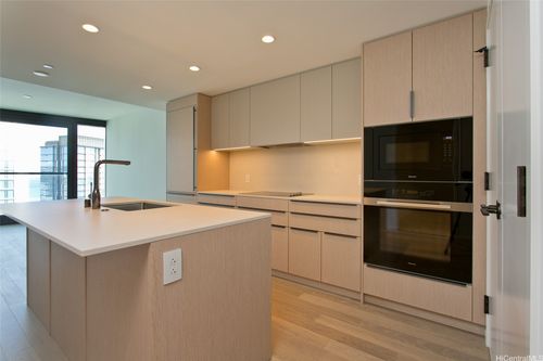 3706-333 Ward Avenue, Honolulu, HI, 96814 | Card Image