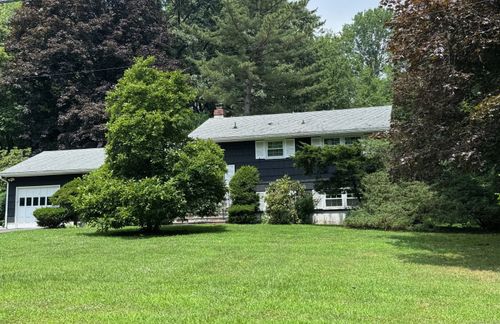 317 Narrow Ln, Orange, CT, 06477-3313 | Card Image