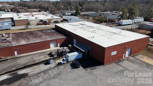 502 W 25th St, Newton, NC, 28658-3701 | Card Image