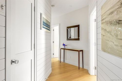 12-123 Sterling Ave, Greenport, NY, 11944-1439 | Card Image