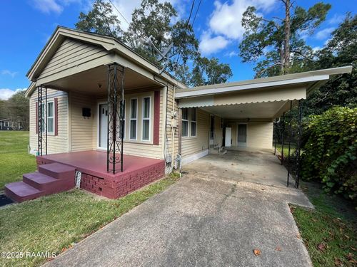 116 W Bertheaud Ave, Opelousas, LA, 70570-4835 | Card Image