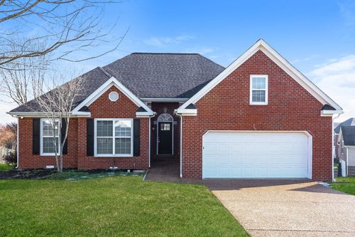 2651 Hansford Dr, Thompsons Station, TN, 37179-9717 | Card Image