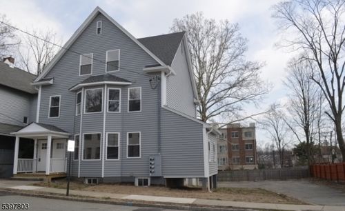 2-15 Olyphant Pl, Morristown, NJ, 07960-4231 | Card Image