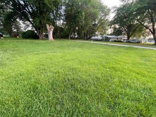 ***** W Lakeside Dr, North Manchester, IN, 46962-8502 | Card Image