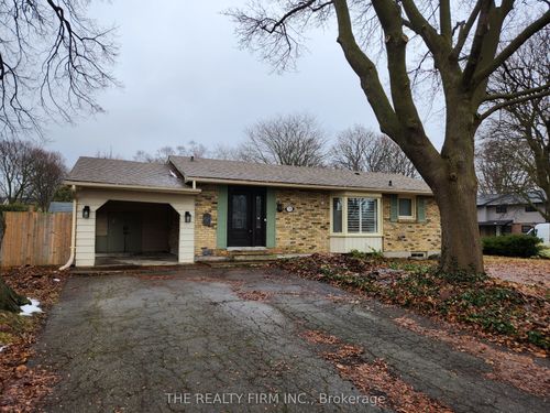 72 Toulon Cres, London, ON, N5V1J5 | Card Image