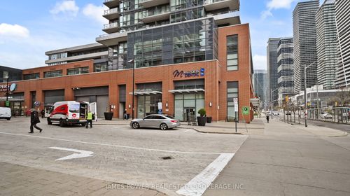 1007-2200 Lake Shore Blvd W, Etobicoke, ON, M8V1A4 | Card Image