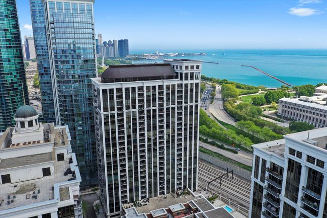APT-2209 - 233 E 13 Th St, Condo with 2 bedrooms, 2 bathrooms and 1 parking in Chicago IL | Image 32