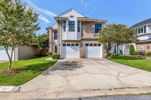 3511 Silvertree Ln, Pensacola, FL, 32504 | Card Image