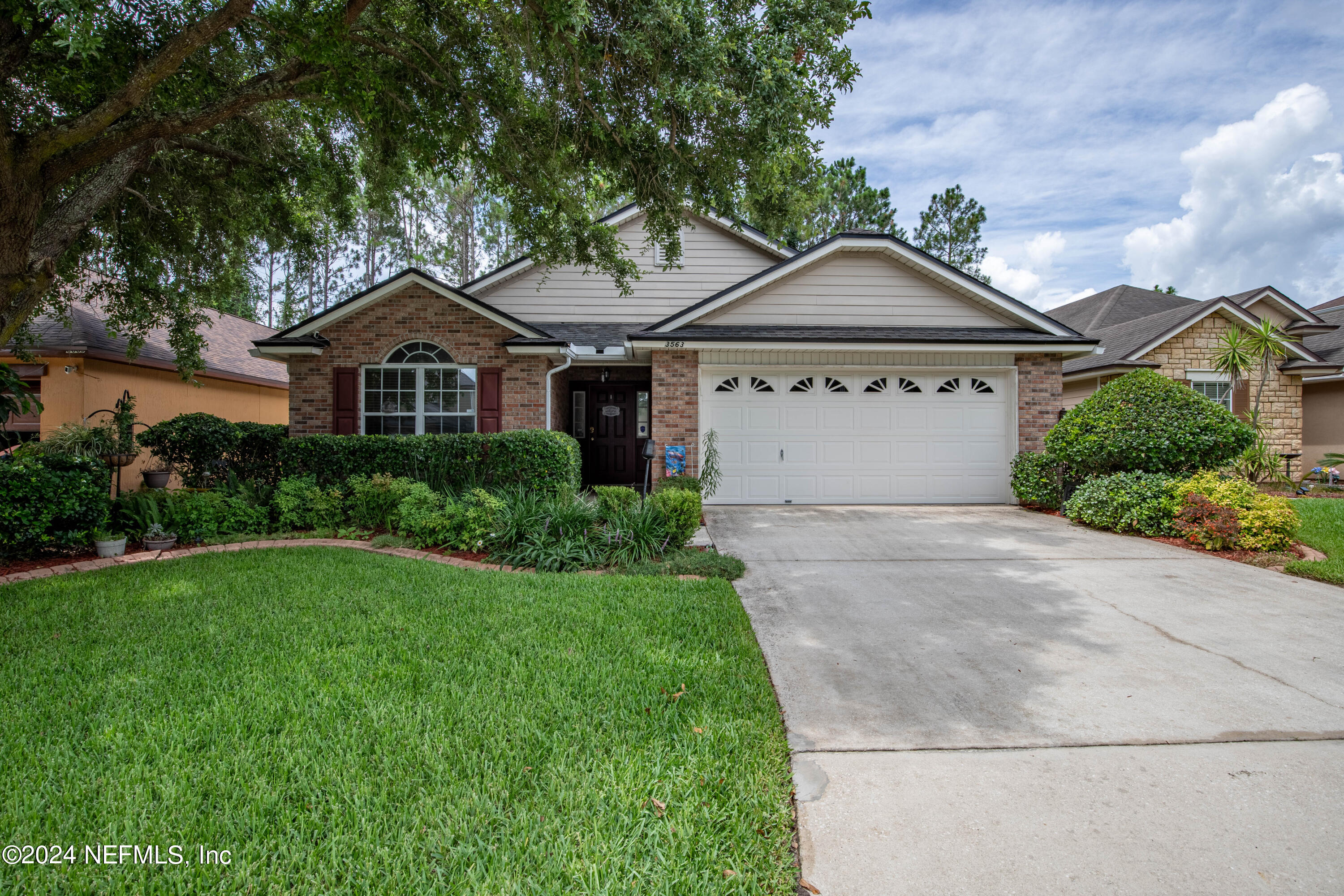 Live Oak Hollow Dr, Orange Park, FL 32065