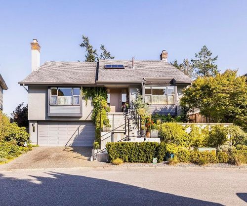 4772 Meadfeild Crt, West Vancouver, BC, V7W2Y3 | Card Image