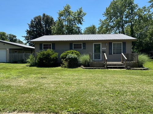 1006 Diamond St, Benton, IL, 62812-3053 | Card Image