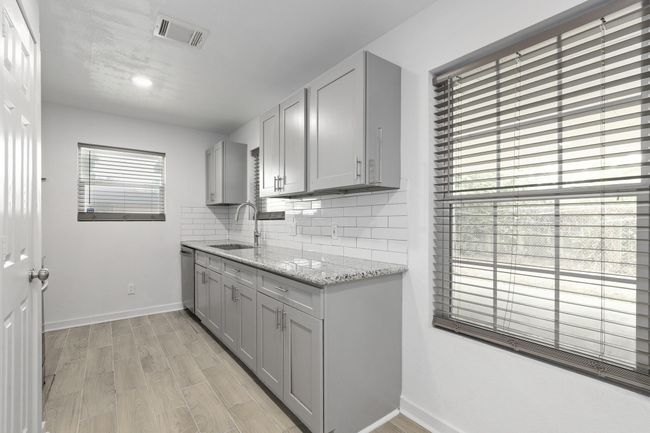 2626 Druid St, House other with 4 bedrooms, 2 bathrooms and 2 parking in Houston TX | Image 6